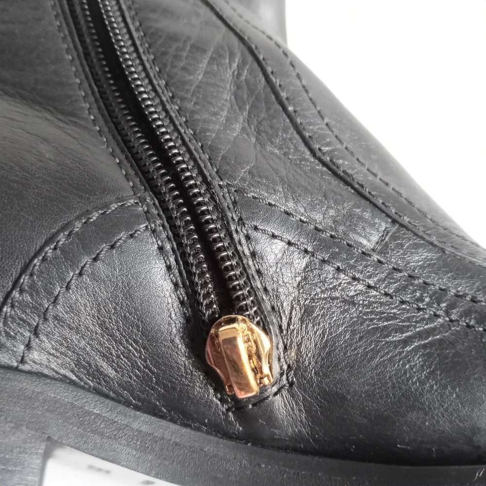 JIMMY CHOO BRYLEE BLACK LEATHER BUCKLE MOTO BIKER